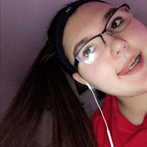 Meet your Posher, Ari